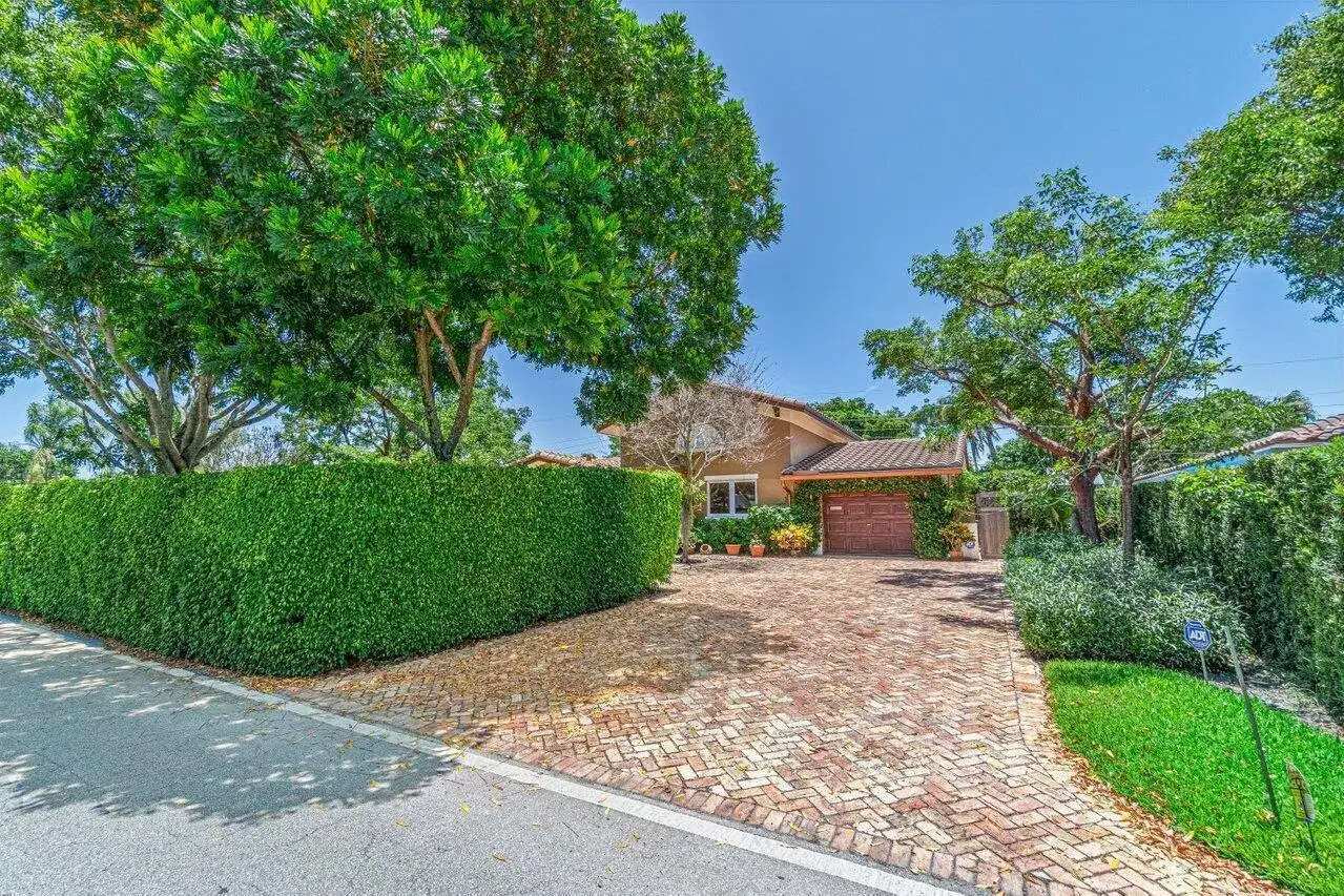 870 NW 7th Street, Boca Raton FL 33486 photo 5