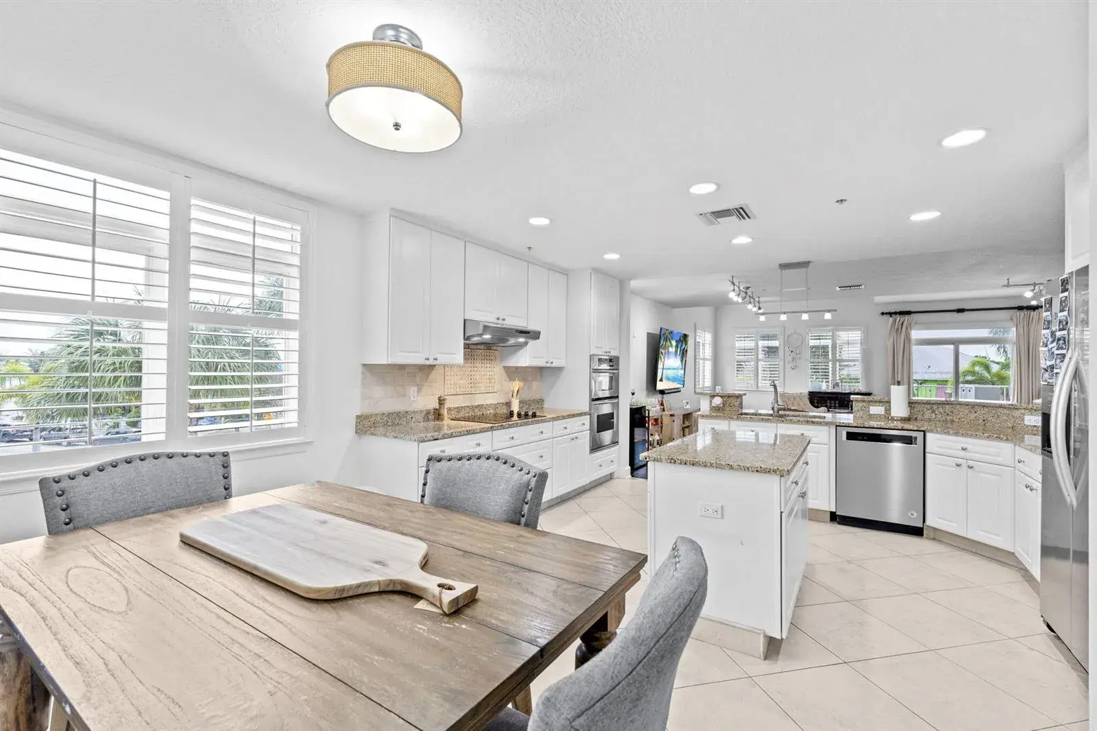 305 E Ocean Avenue # 7, Lantana FL 33462