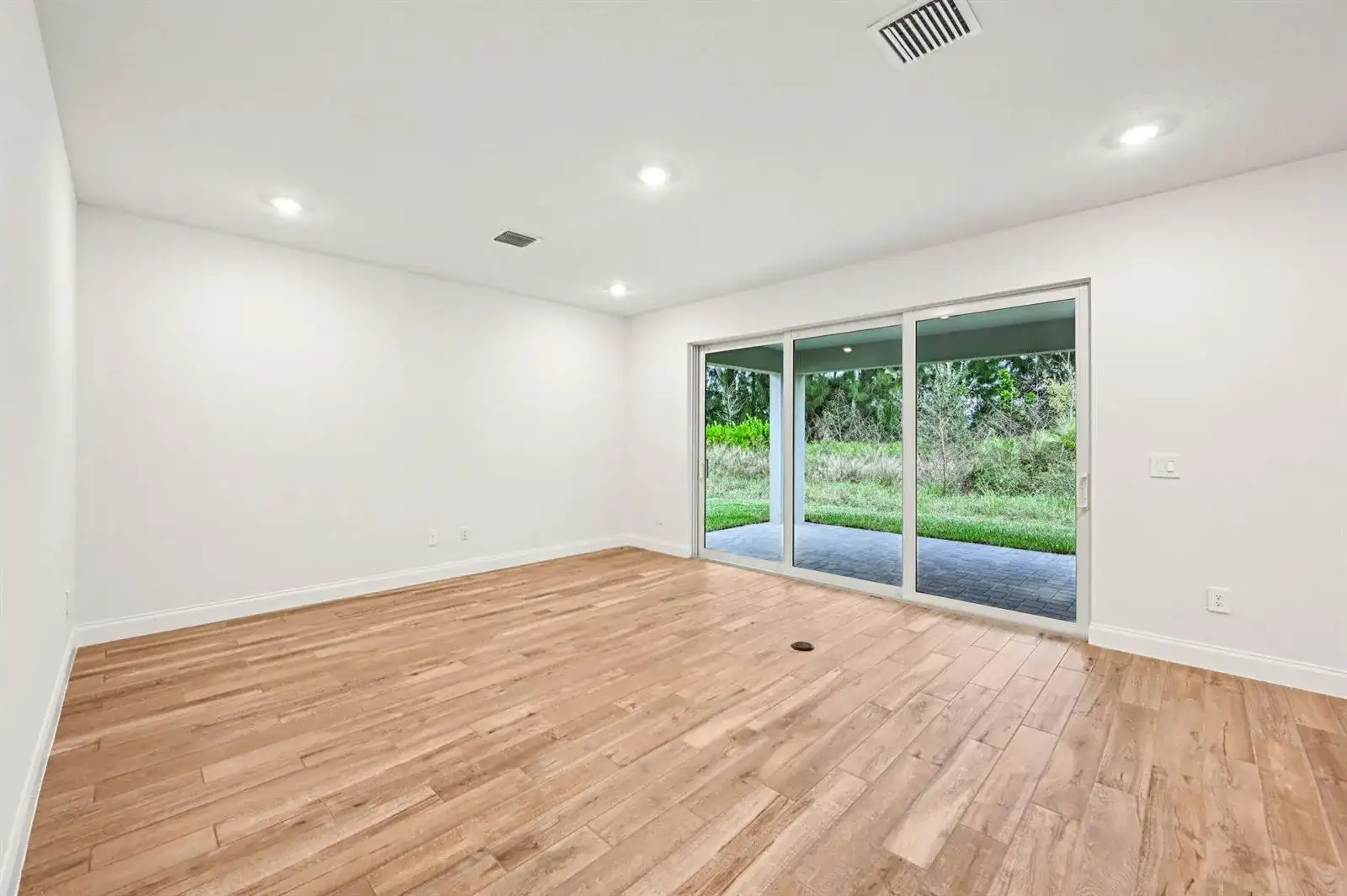 5629 Hampton Park Circle, Vero Beach FL 32966 photo 5