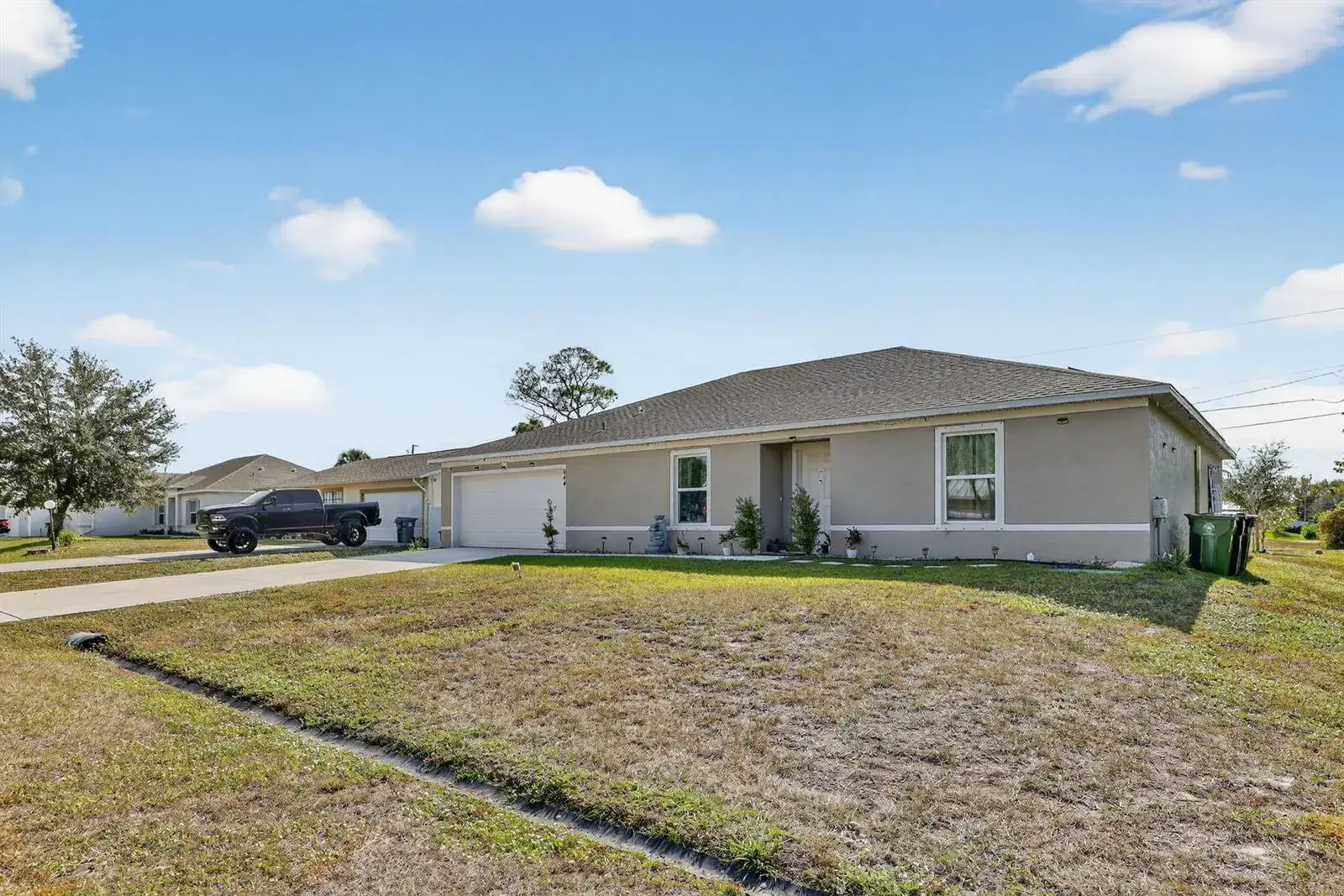 644 SW Hoffenberg Avenue, Port St. Lucie FL 34953 photo 3