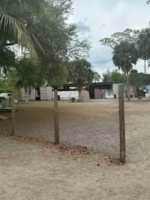3525 D Rd Road, FL 33470 photo 4