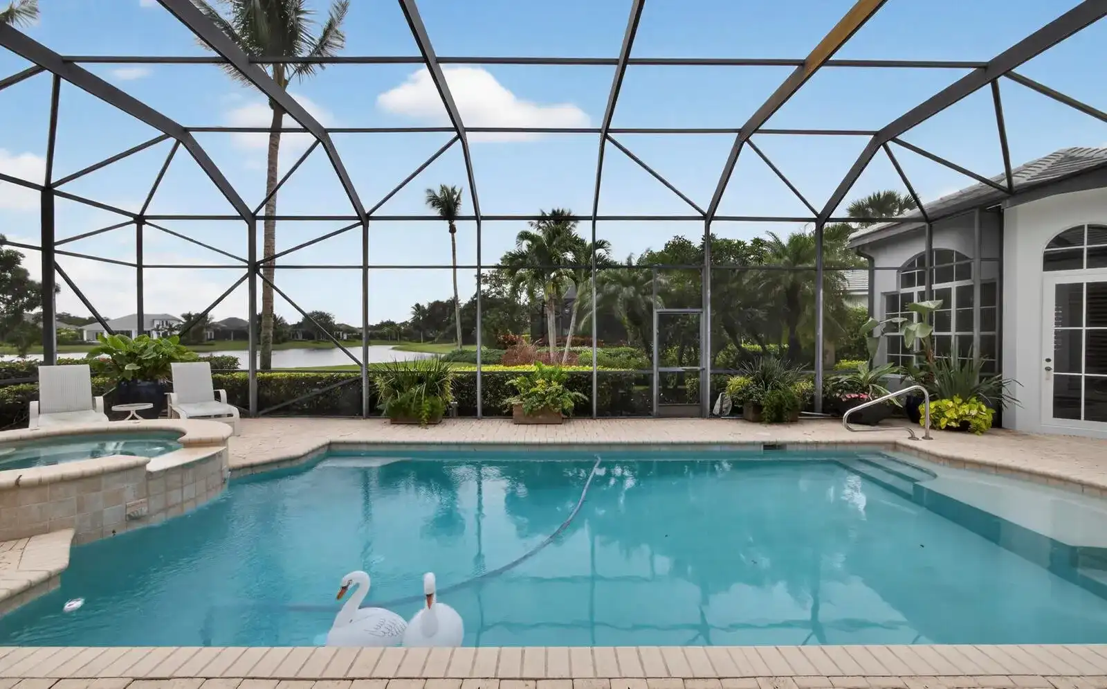 1301 Cape Pointe Circle, Vero Beach FL 32963