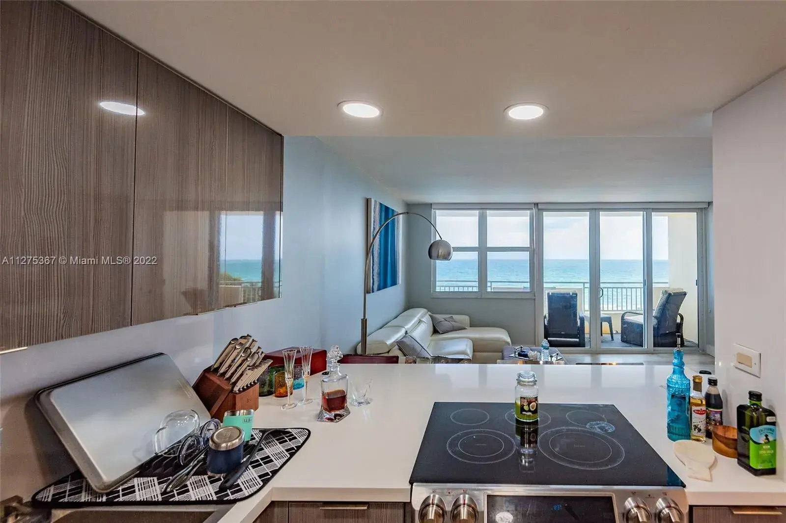 3180 S S Ocean Drive Hallandale Beach Drive # 414, Hallandale Beach FL 33009