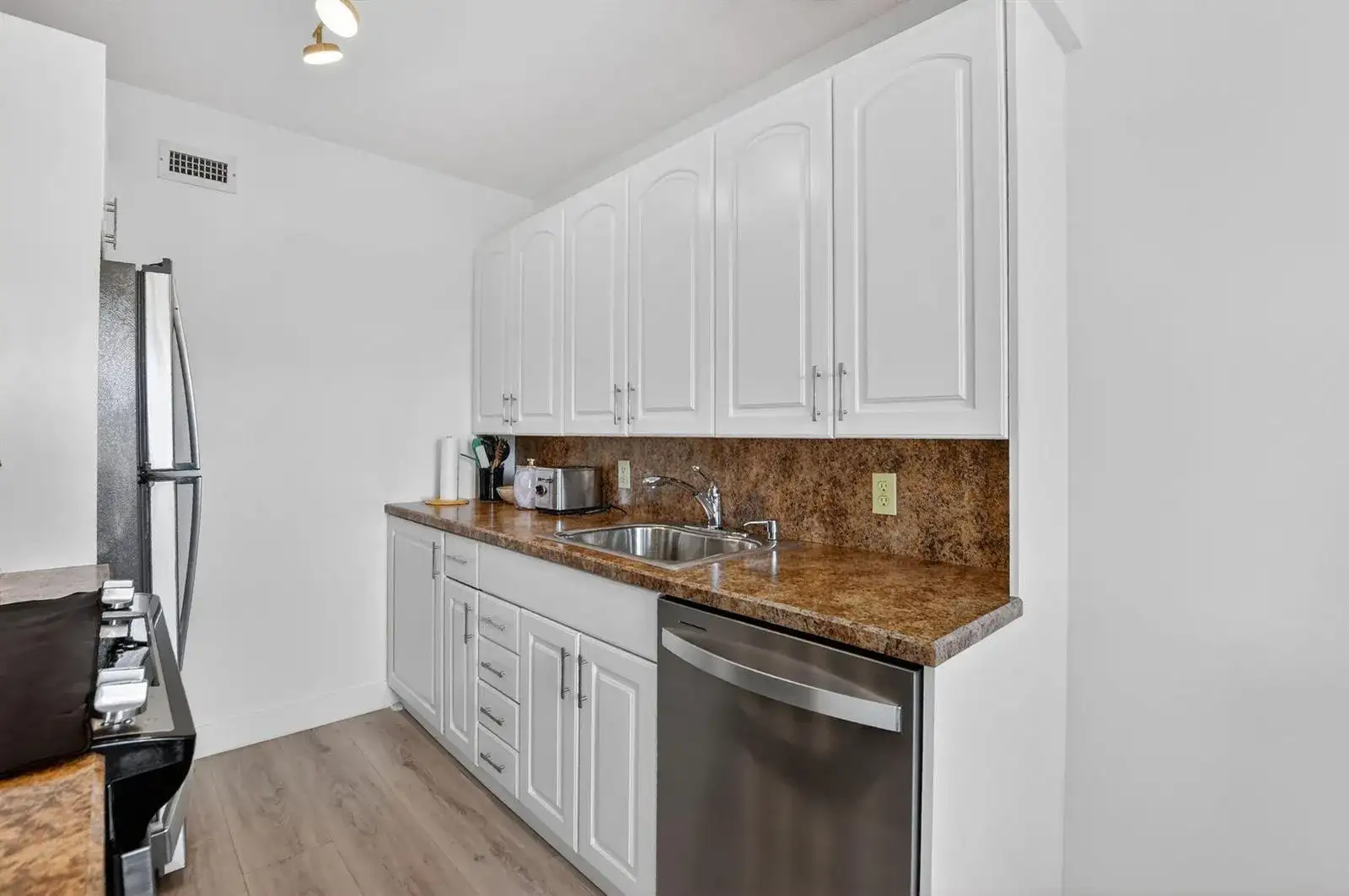 4051 Guildford C, Boca Raton FL 33434 photo 5