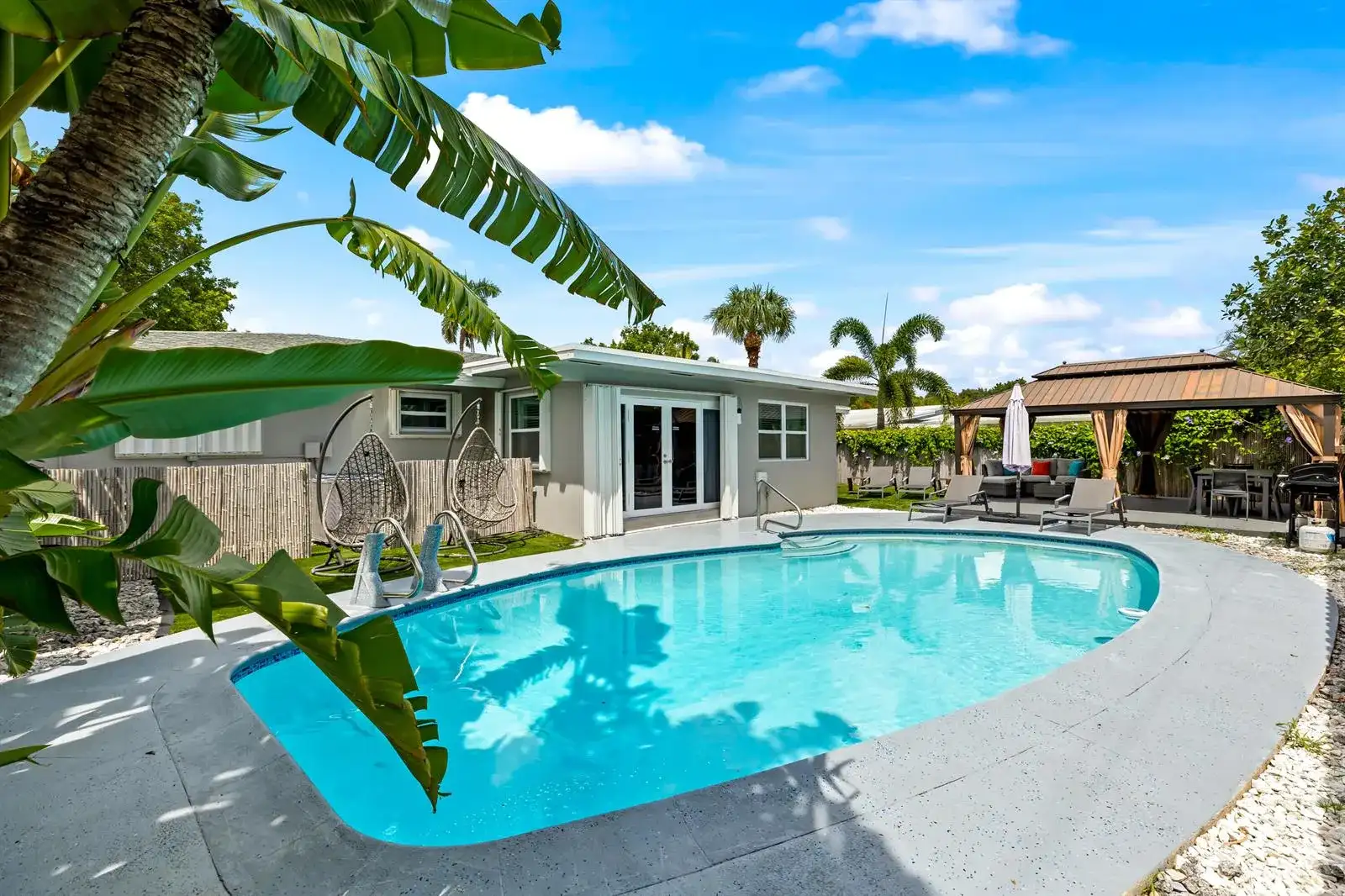 1800 NE 28th Avenue, Pompano Beach FL 33062 photo 2