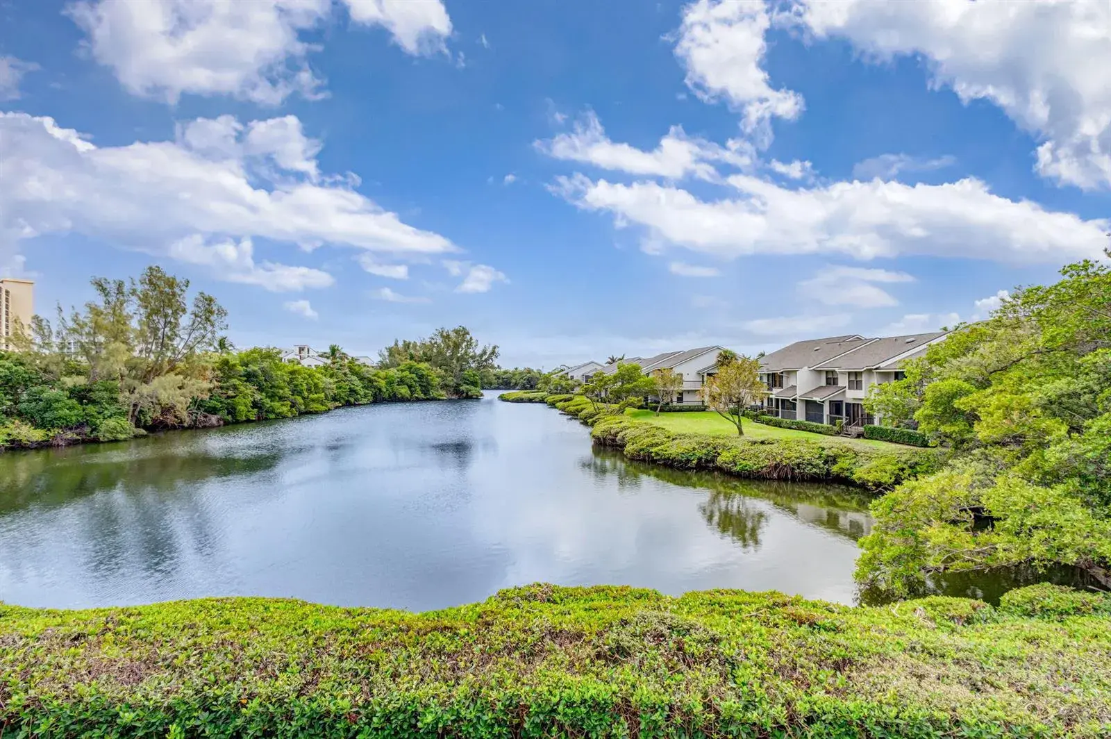2102 Fairway Drive S, Jupiter FL 33477 photo 3