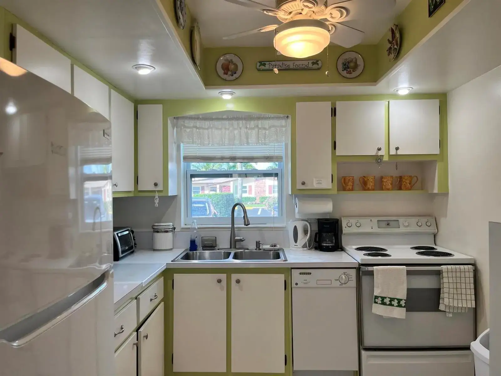 2980 Crosley Drive E # F, West Palm Beach FL 33415 photo 2