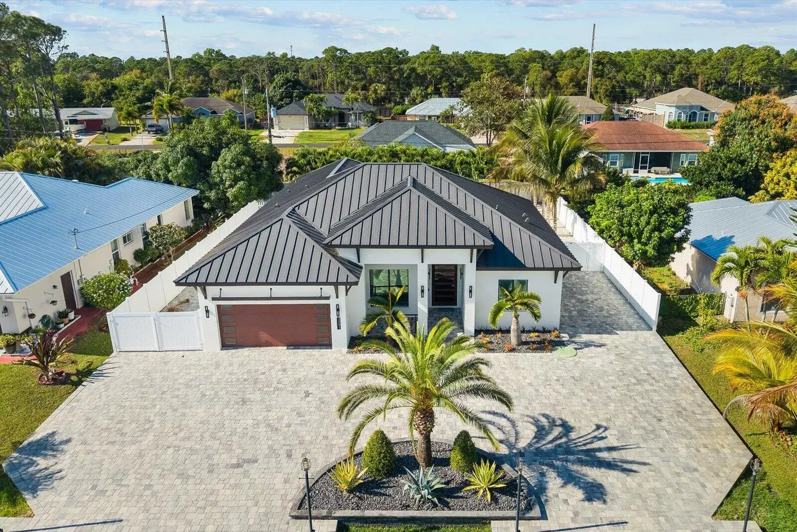 3291 SE West Snow Road, Port St. Lucie FL 34984