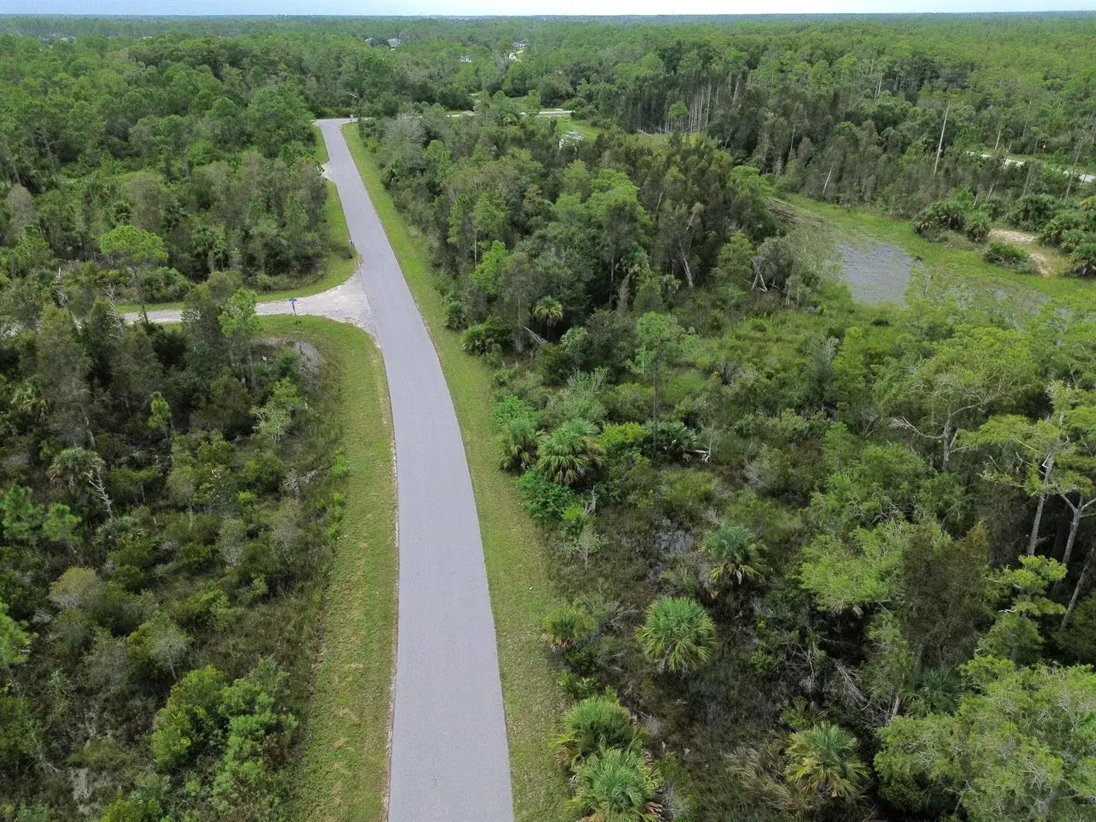 482 Westchester Drive, Lehigh Acres FL 33972 photo 4