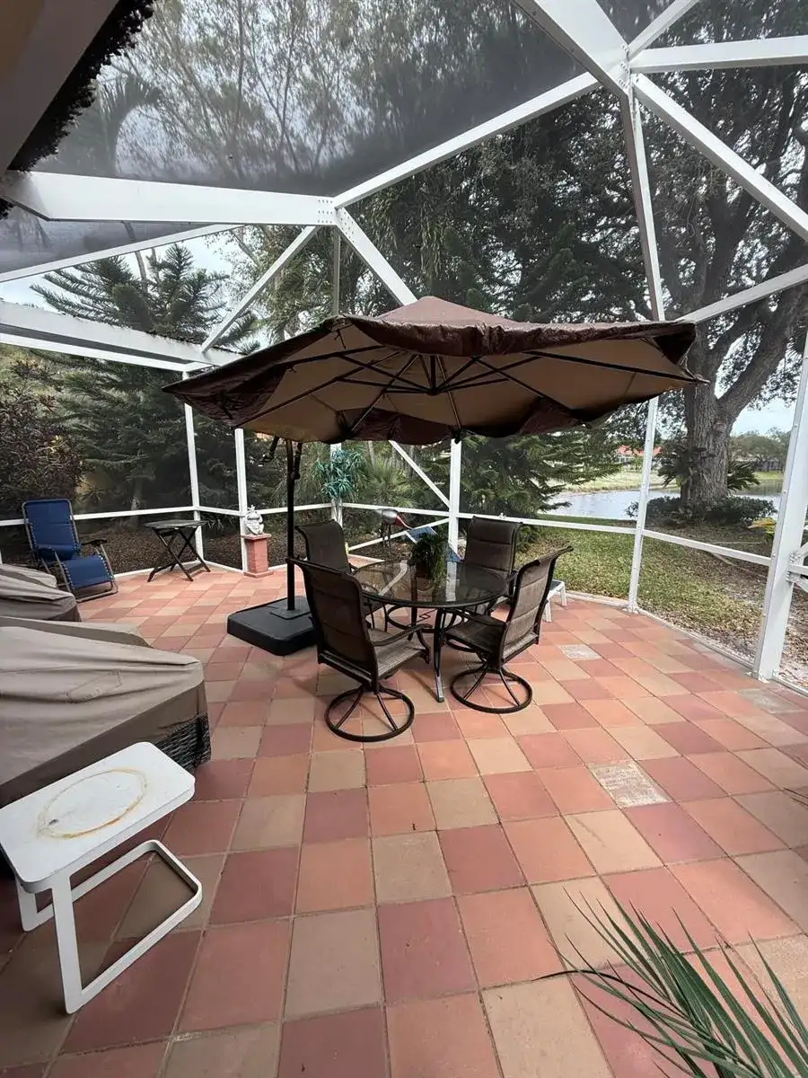222 E Tall Oaks Circle, Palm Beach Gardens FL 33410 photo 4