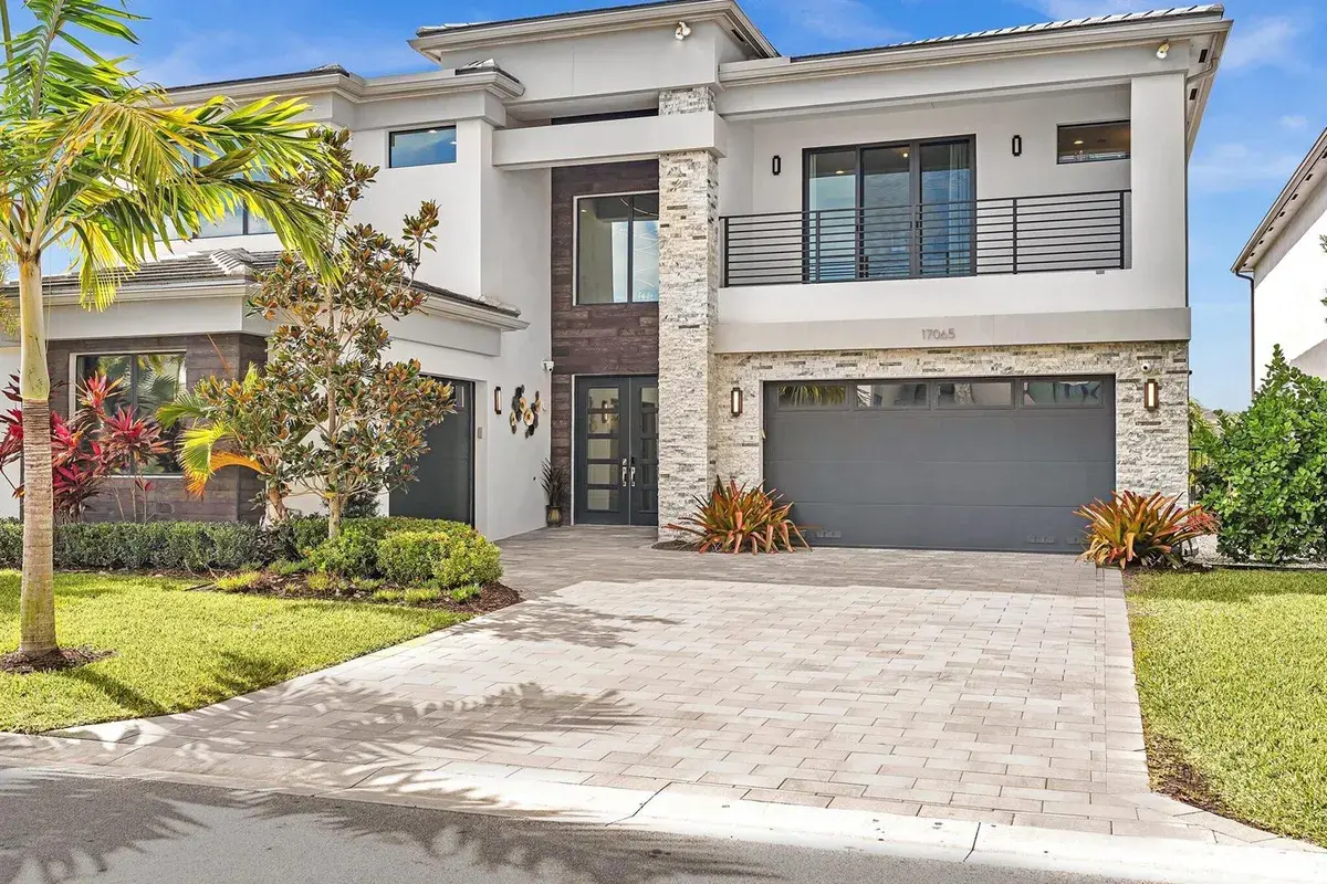 17065 Rainbow Falls Trail, Boca Raton FL 33496