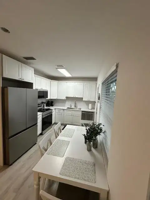 522 Eastwind Drive, North Palm Beach FL 33408 photo 2
