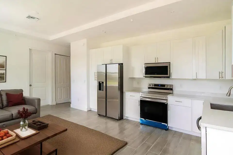 260 Rotonda Boulevard # 2, FL 33947 photo 3