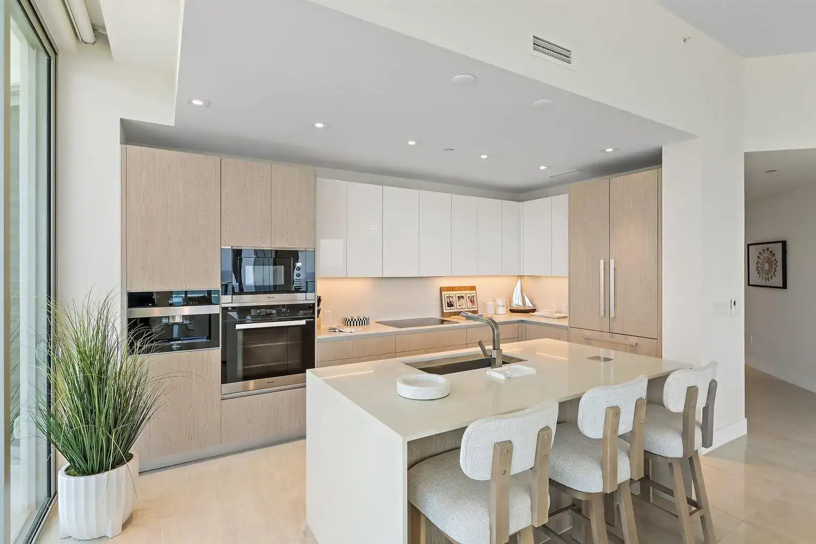 3100 N Ocean Drive # H1804, Singer Island FL 33404 photo 3