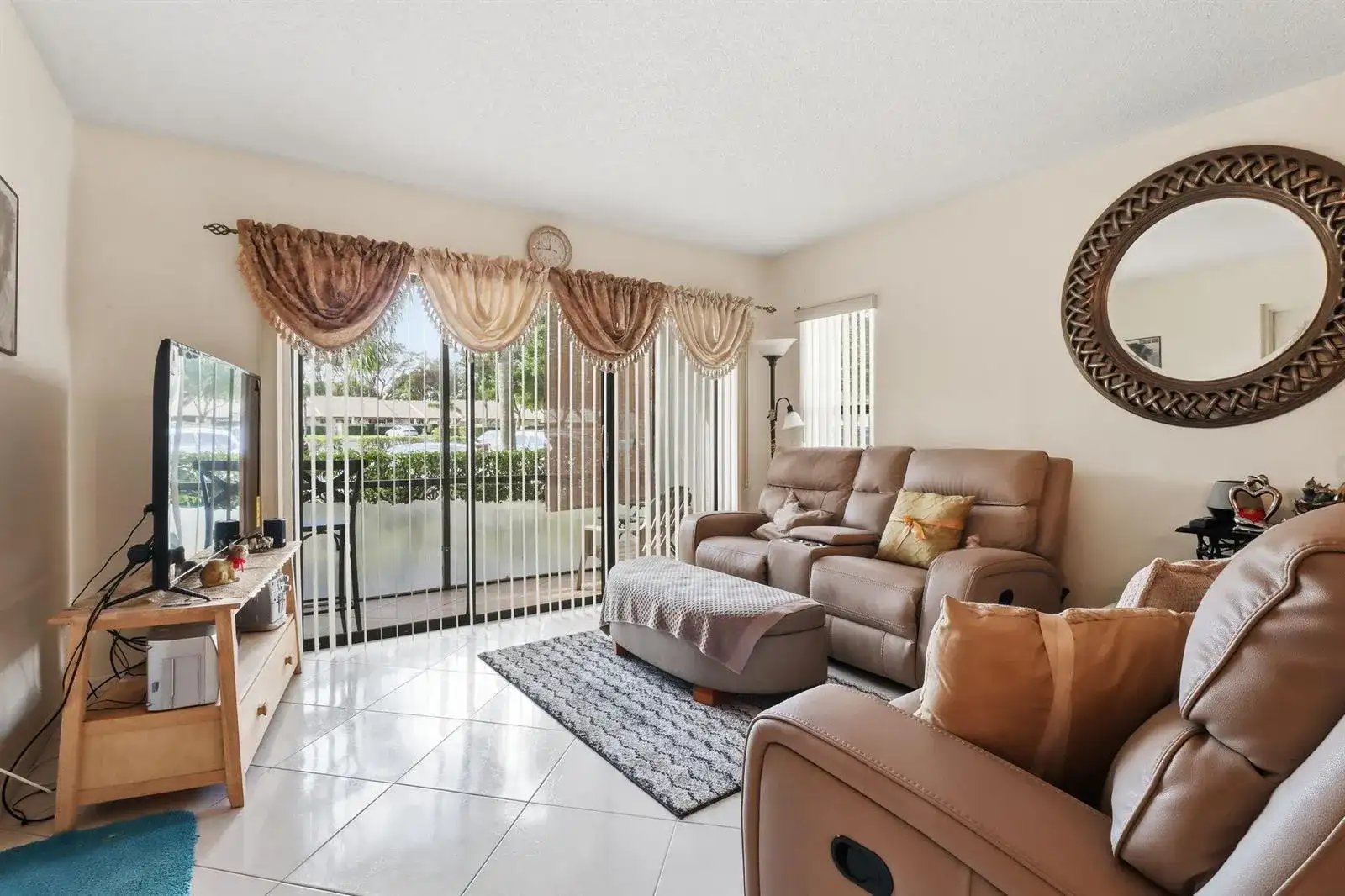 1102 Green Pine Boulevard # A1, West Palm Beach FL 33409 photo 3