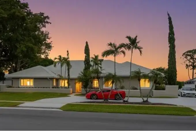 2106 Sunderland Avenue, Wellington FL 33414