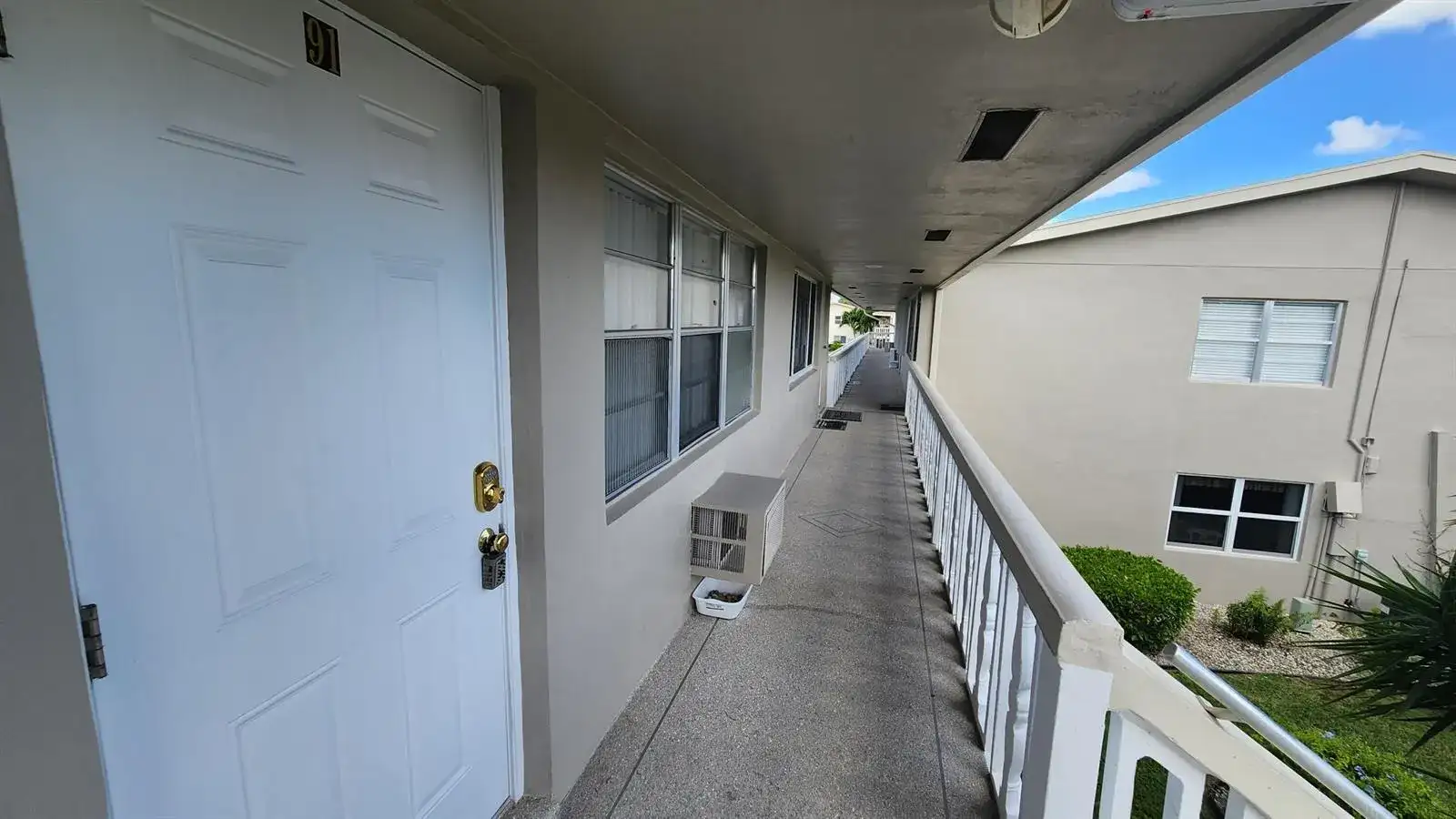 91 Coventry D, West Palm Beach FL 33417 photo 2