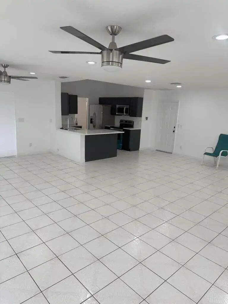 1334 N Mangonia Drive Drive, West Palm Beach FL 33401 photo 5