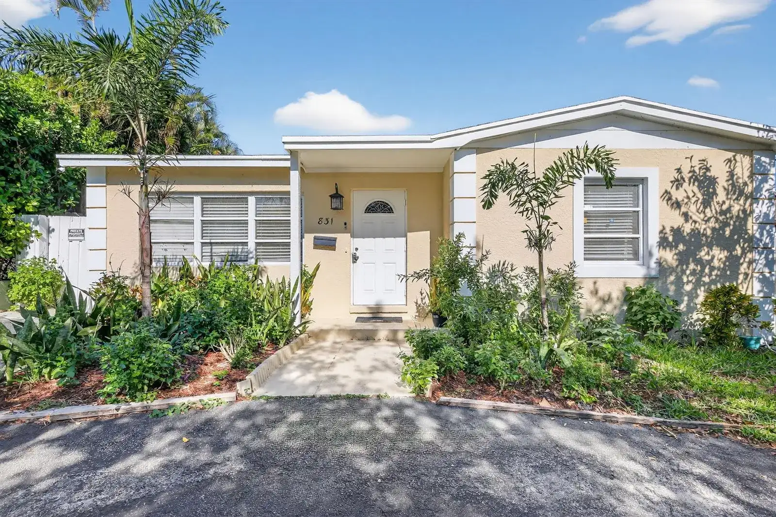 831 30th Court, West Palm Beach FL 33407 photo 4
