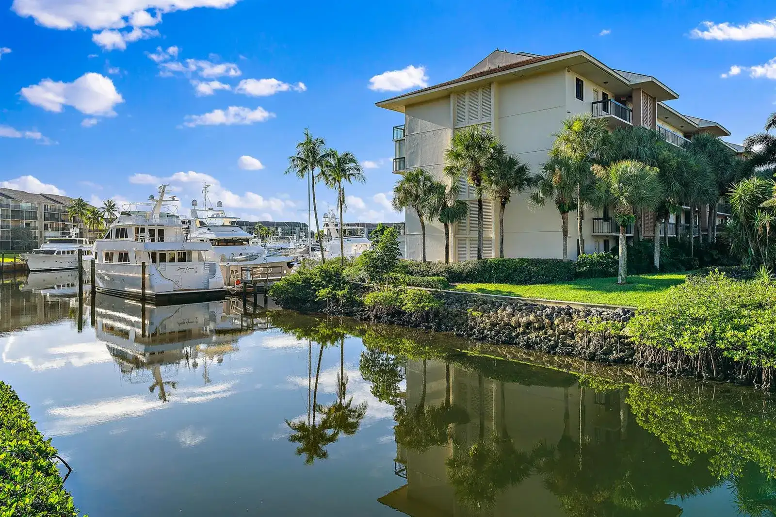 2601 Marina Isle Way # 402, Jupiter FL 33477 photo 4