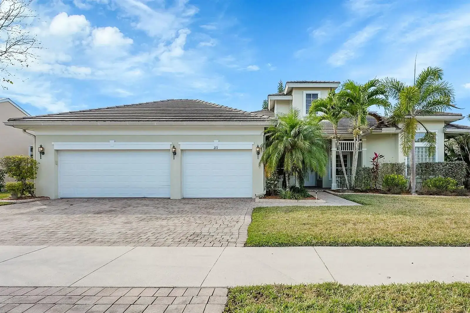 211 NW Pleasant Grove Way, Port St. Lucie FL 34986 photo 2