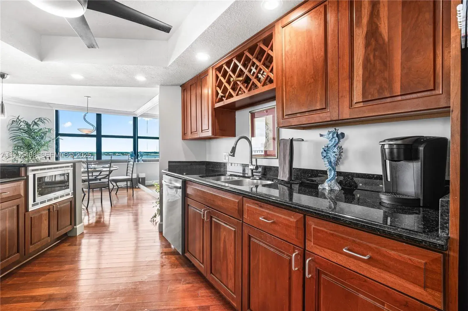 5420 N Ocean Drive # 1106, Singer Island FL 33404