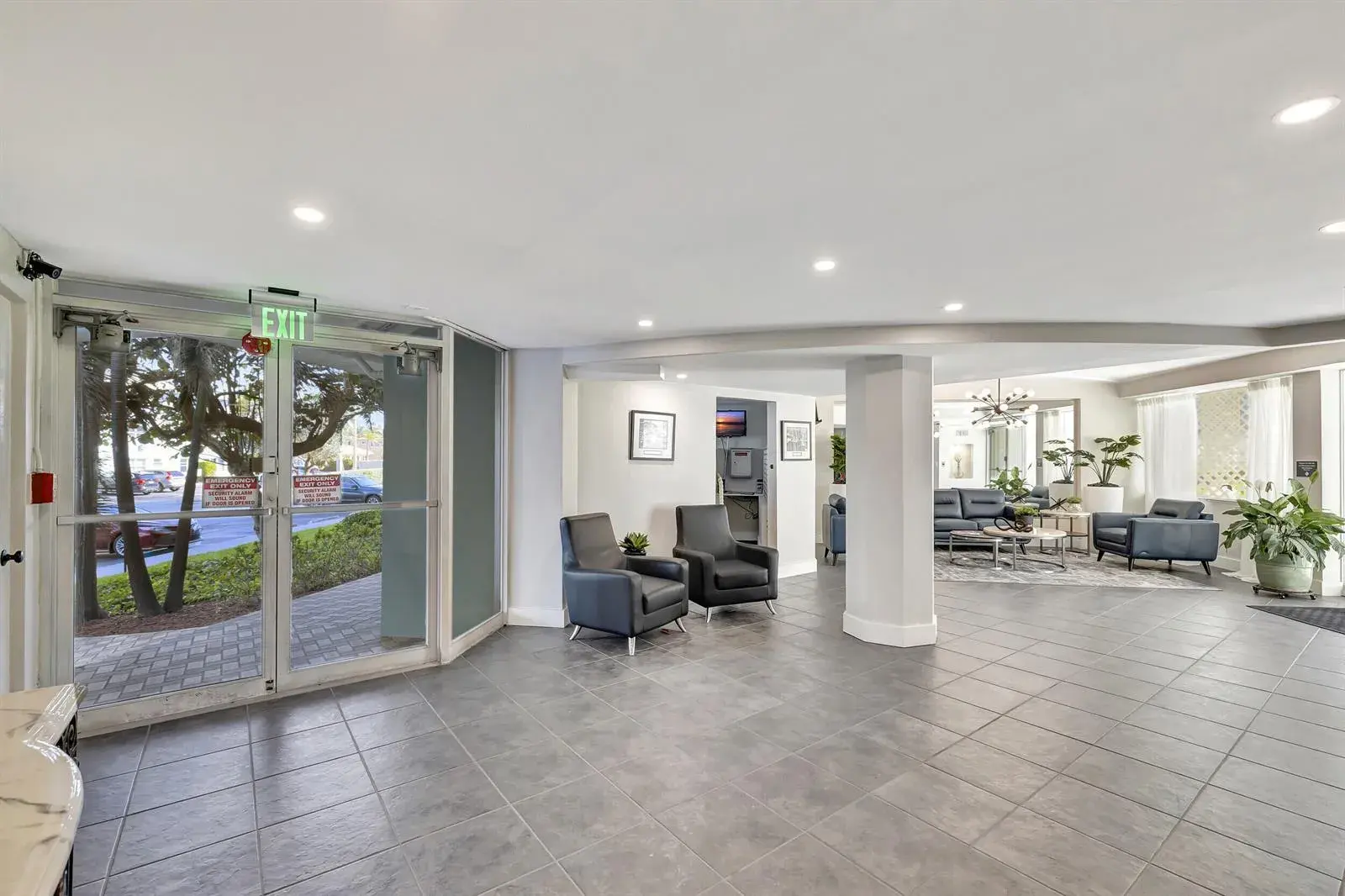 1900 S Ocean Drive # 1702, Fort Lauderdale FL 33316
