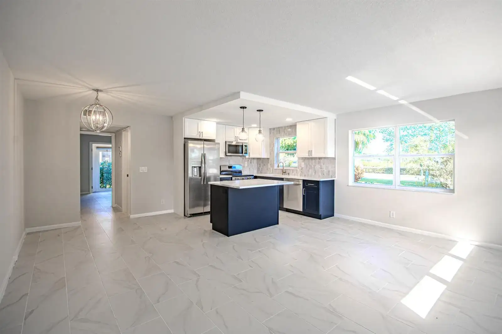 13 Northampton A, West Palm Beach FL 33417 photo 2