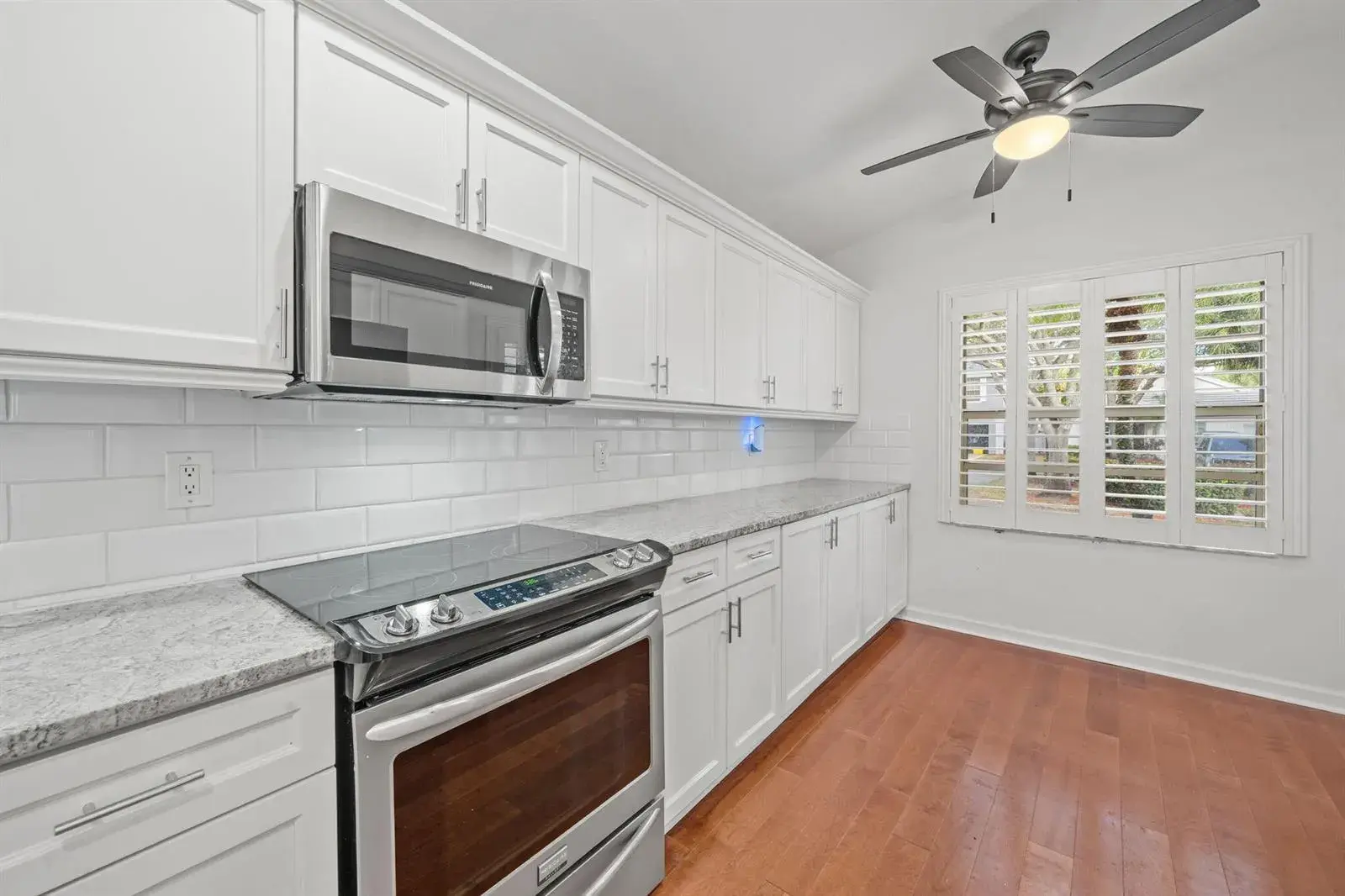 28 Governors Court, Palm Beach Gardens FL 33418 photo 5