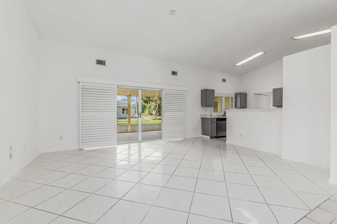 1126 SW Calmar Avenue, Port St. Lucie FL 34953