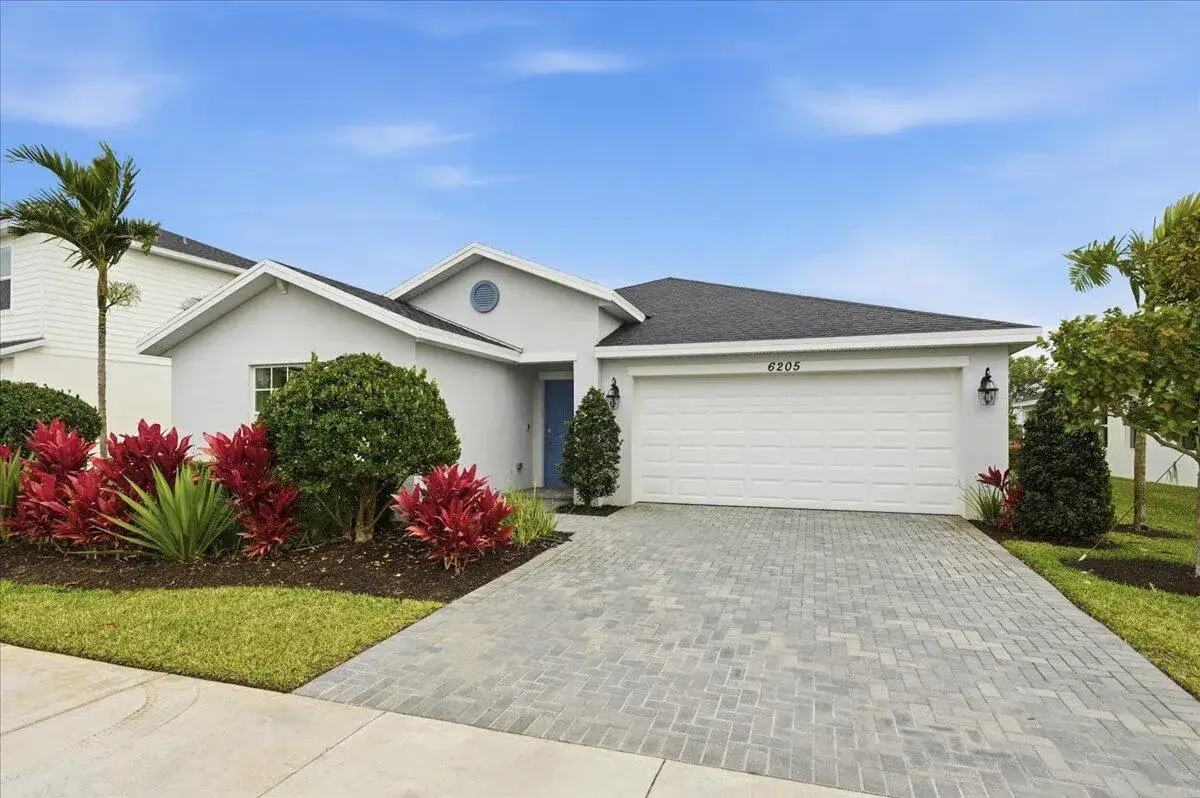 6205 NW Sweetwood Drive, Port St. Lucie FL 34987