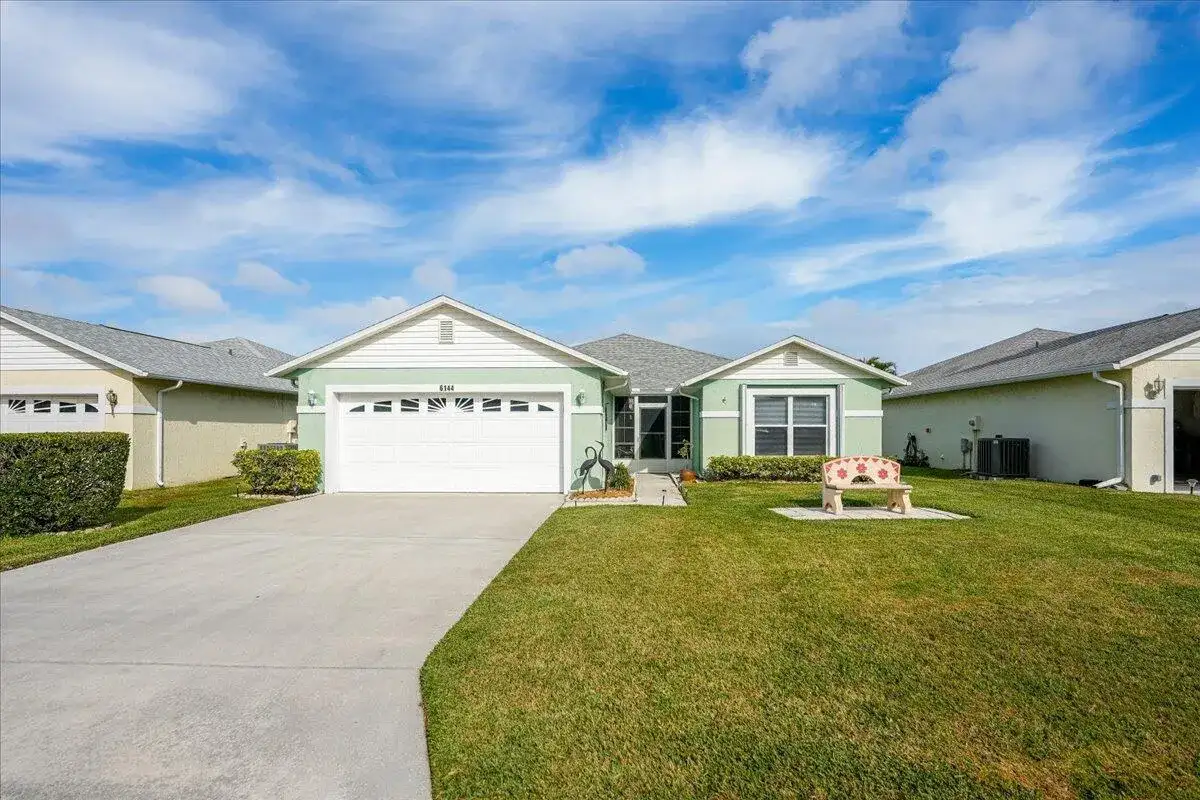 6144 Alexandria Circle, Fort Pierce FL 34982 photo 3