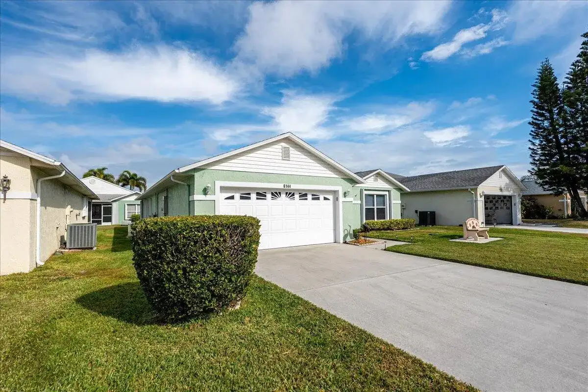 6144 Alexandria Circle, Fort Pierce FL 34982 photo 5
