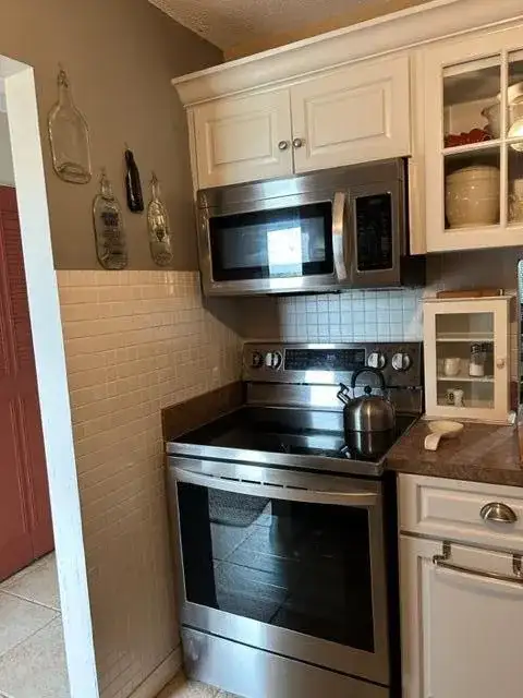 2811 S Garden Drive # 207, Lake Worth FL 33461 photo 4