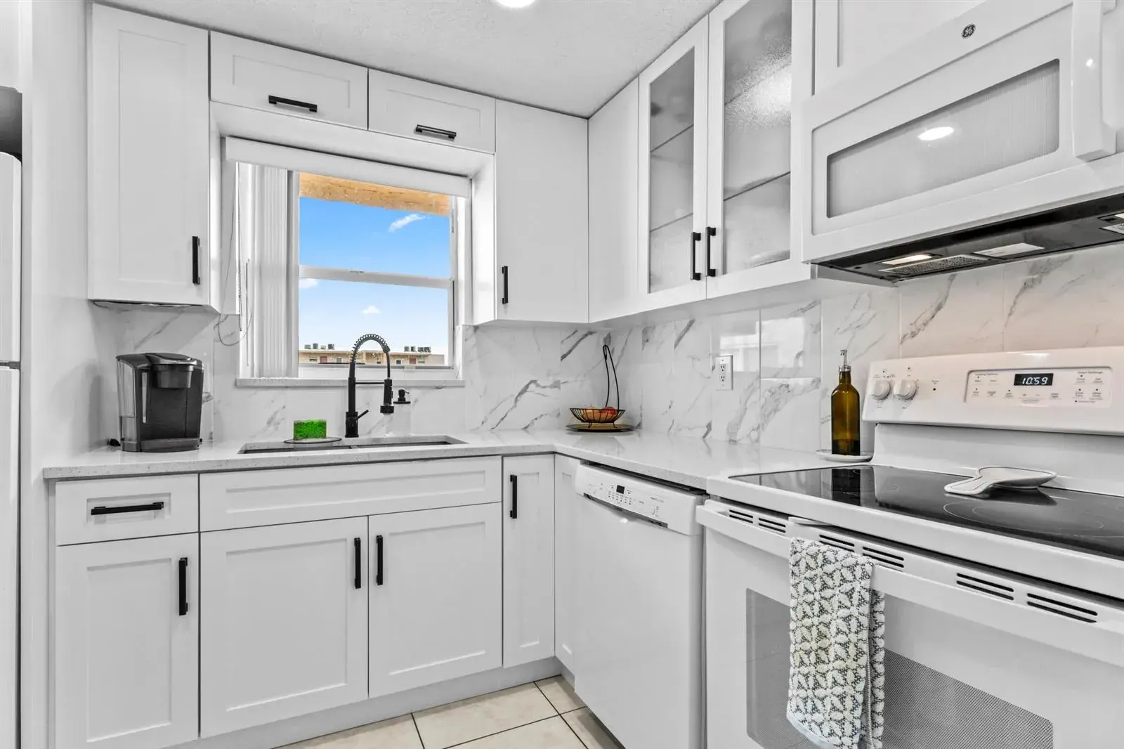 225 Bonnie Boulevard # 302, Palm Springs FL 33461