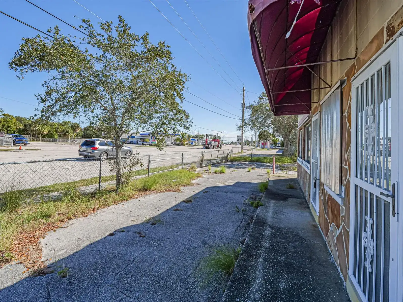 2814 S Harbor City Boulevard, Melbourne FL 32901 photo 4