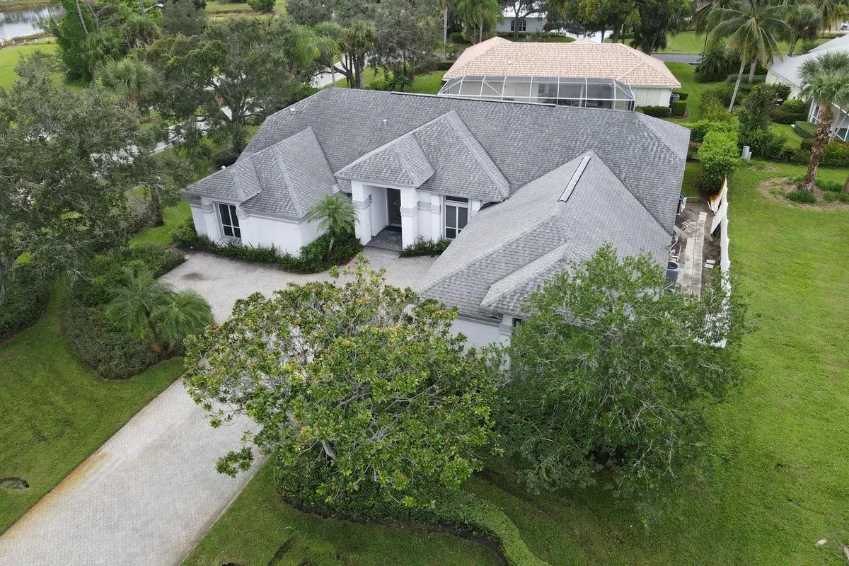 1111 SE Westchester Drive, Port St. Lucie FL 34952