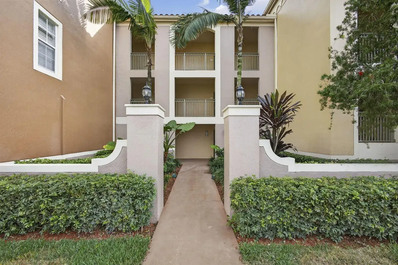 11730 Saint Andrews Place # 307, Wellington FL 33414