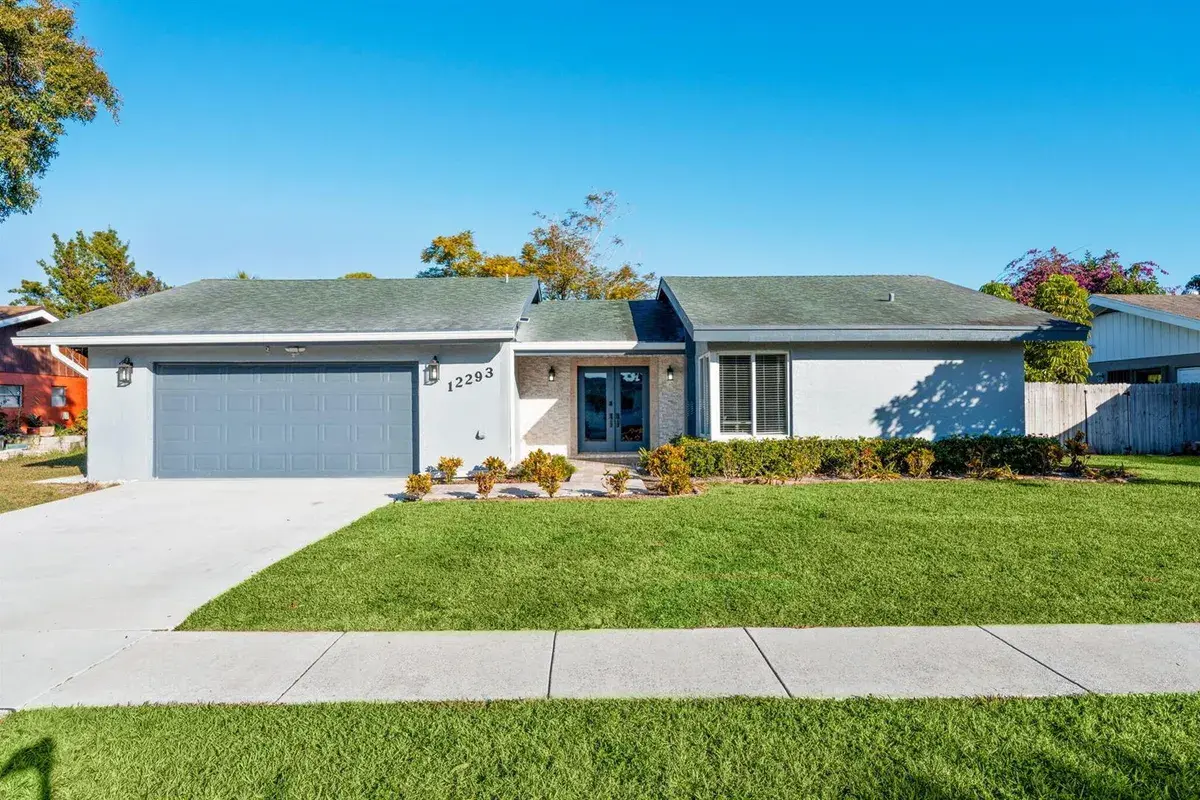 12293 Old Country Road S, Wellington FL 33414