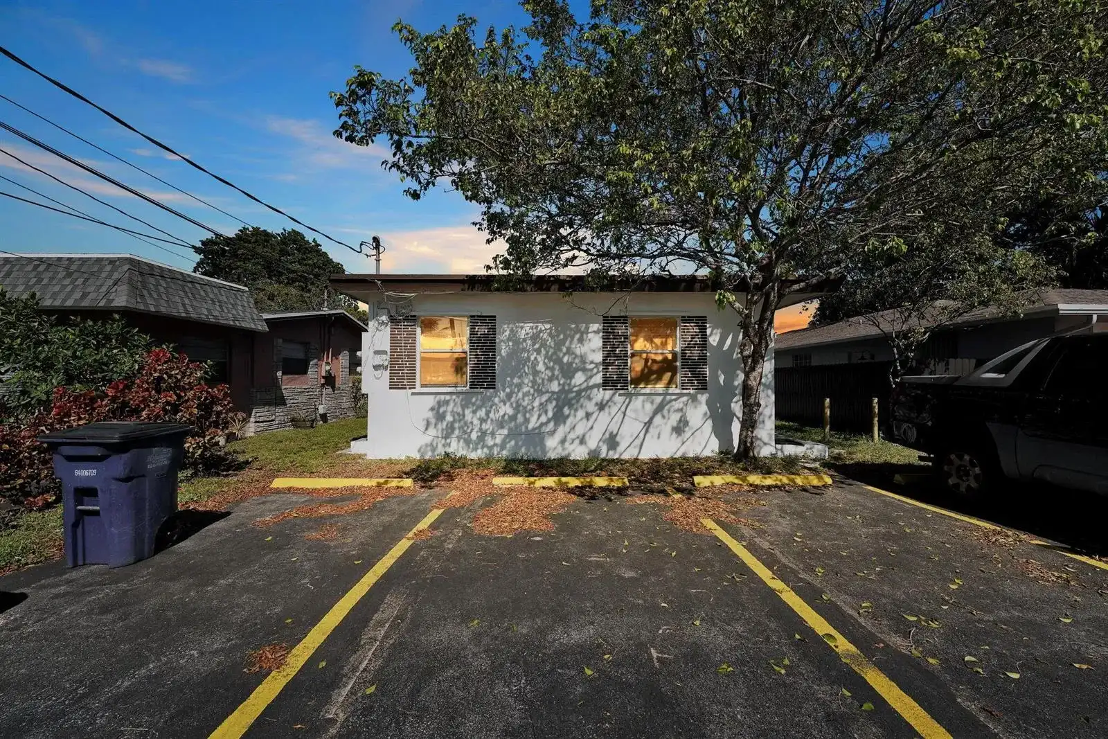 406 NW 7th Court # 4, Hallandale Beach FL 33009