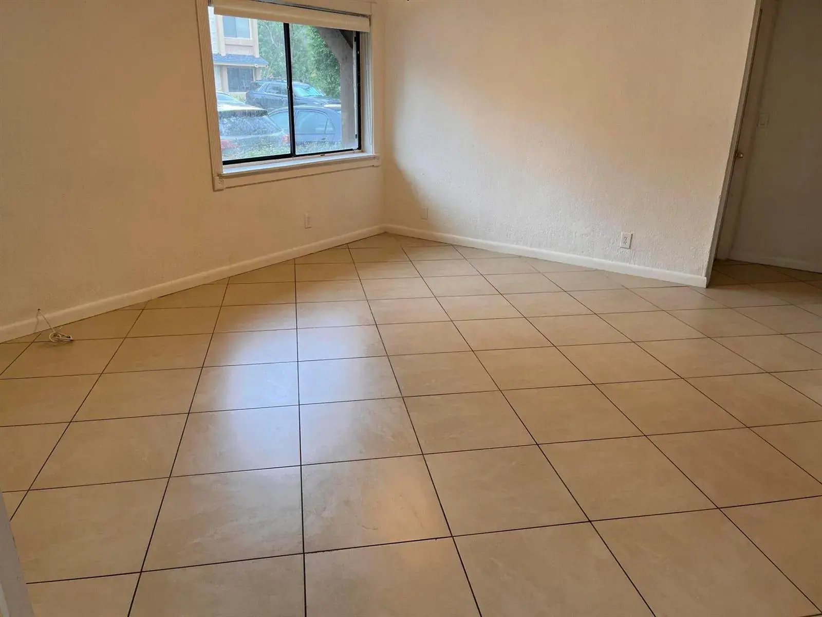 208 Wimbledon Lake Drive # 208, Plantation FL 33324
