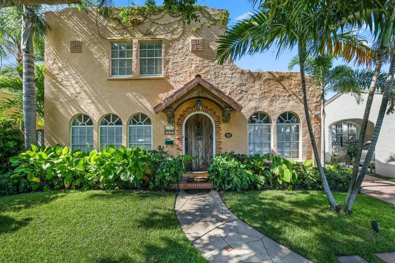 325 Greymon Drive, West Palm Beach FL 33405 photo 3
