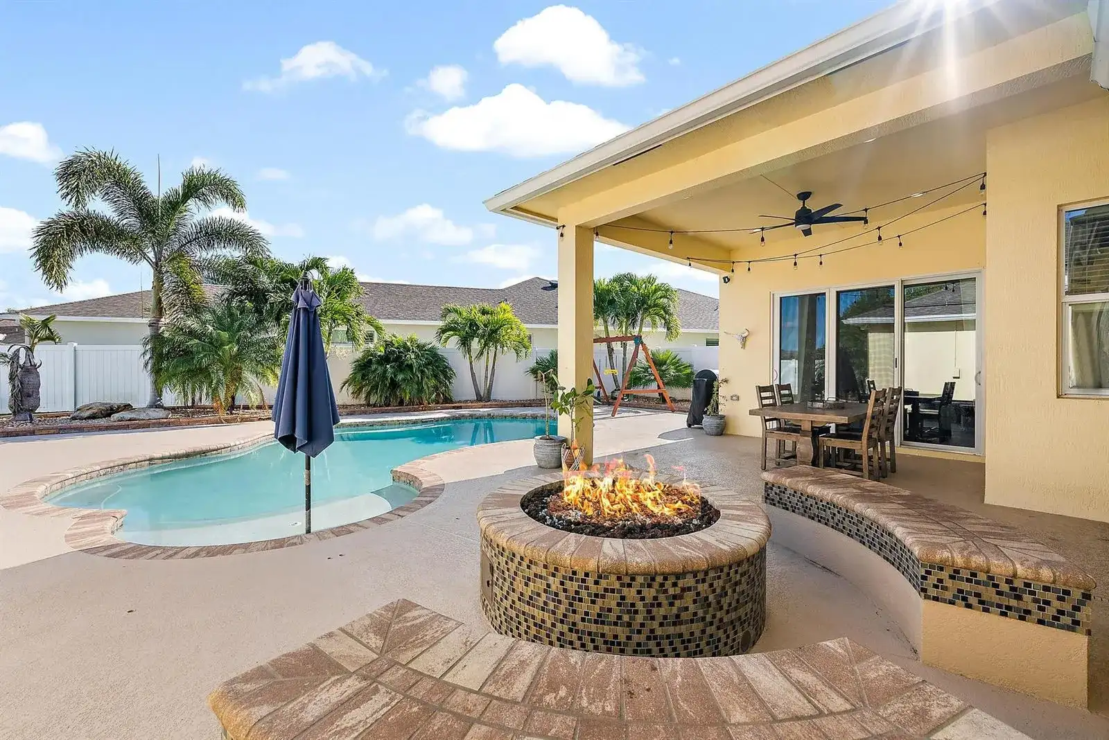 10352 SW Westlawn Boulevard, Port St. Lucie FL 34987 photo 2