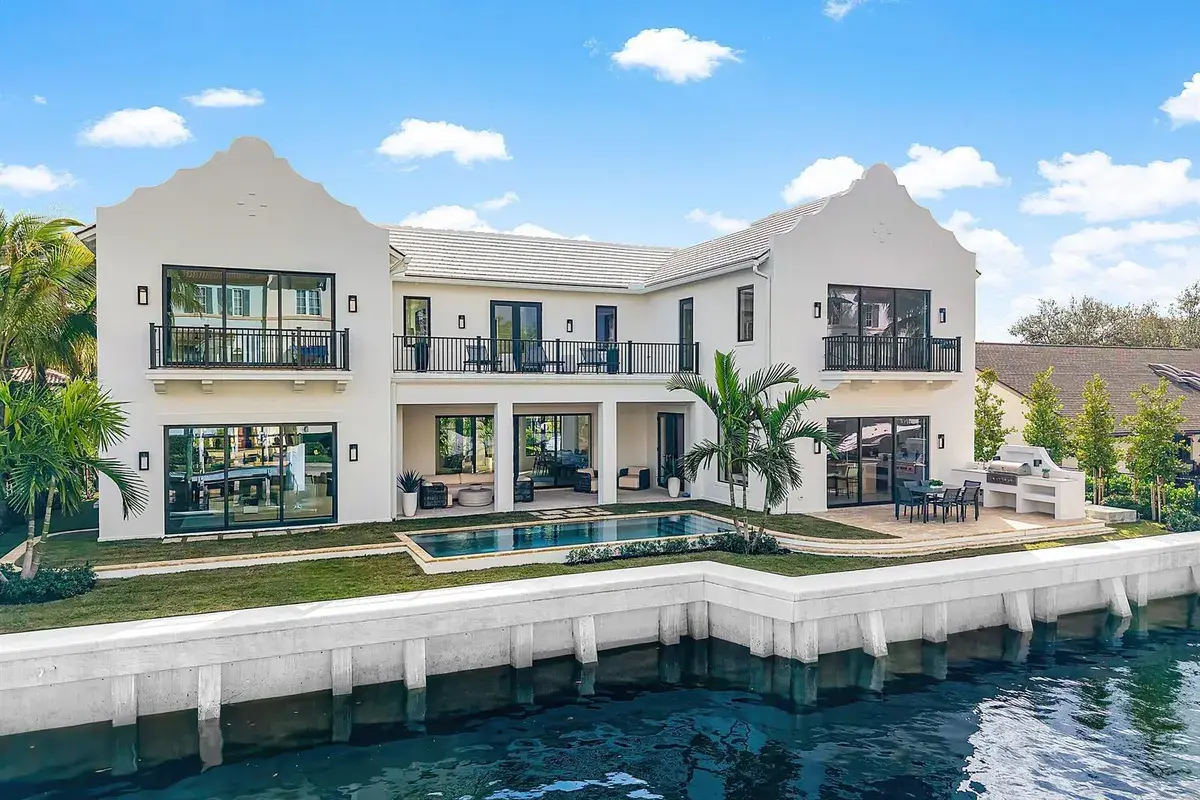 819 Bamboo Lane, Delray Beach FL 33483