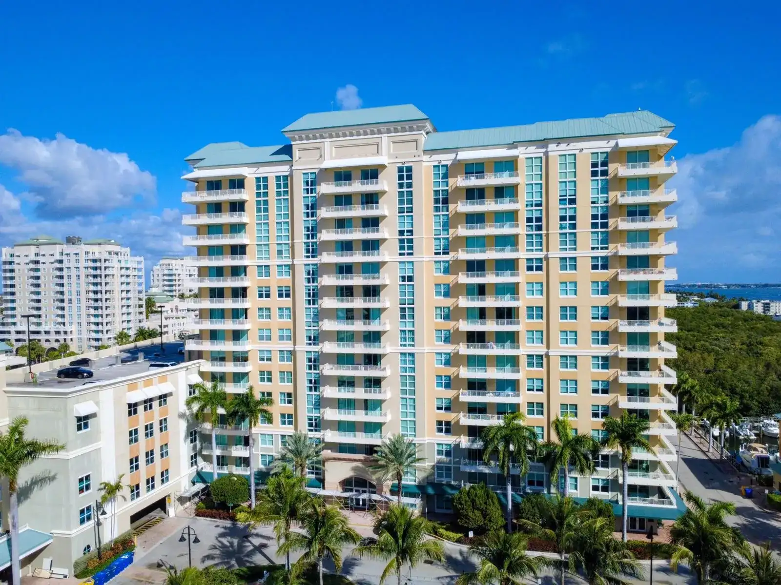 625 Casa Loma Boulevard # 1206, Boynton Beach FL 33435 photo 2