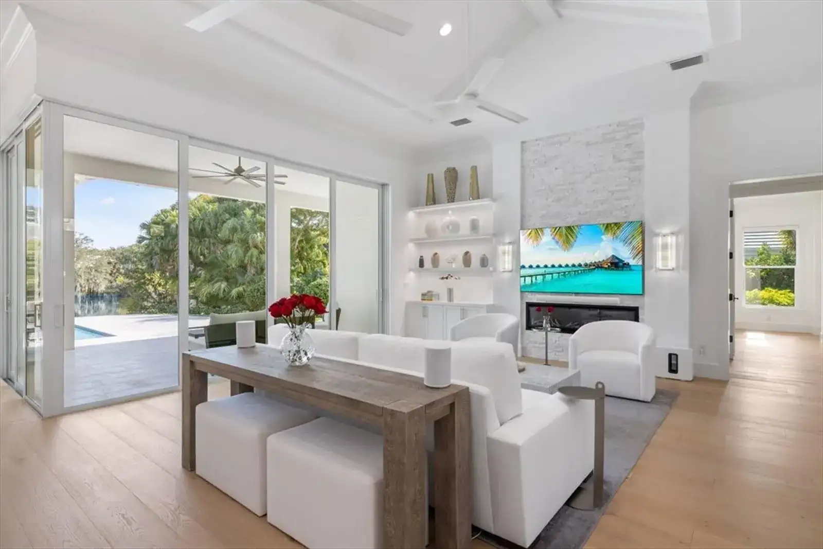 201 Shores Drive, Vero Beach FL 32963 photo 3
