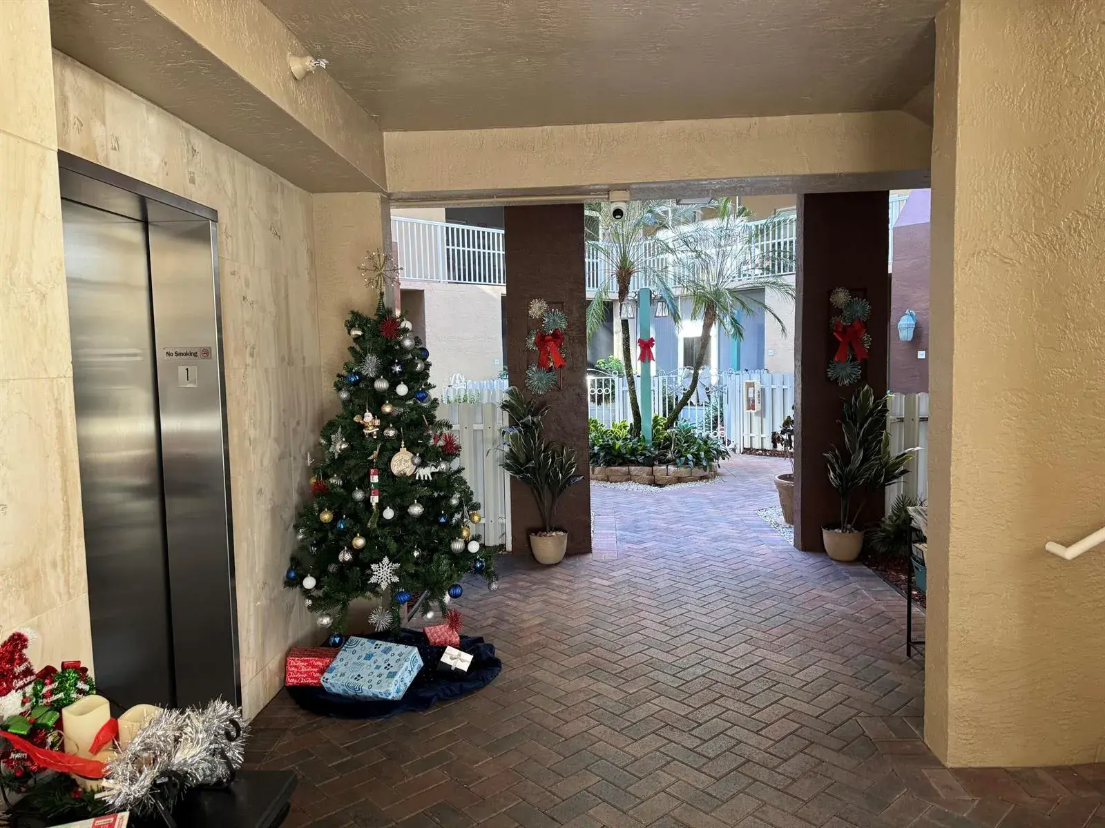 7715 Southampton Terrace # 405, Tamarac FL 33321