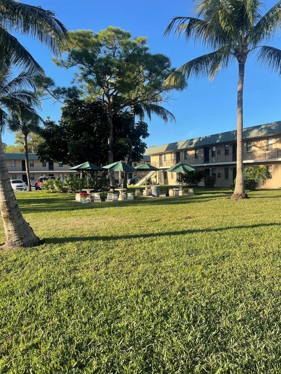 1081 SE Monterey Road # 31, Stuart FL 34994 photo 2
