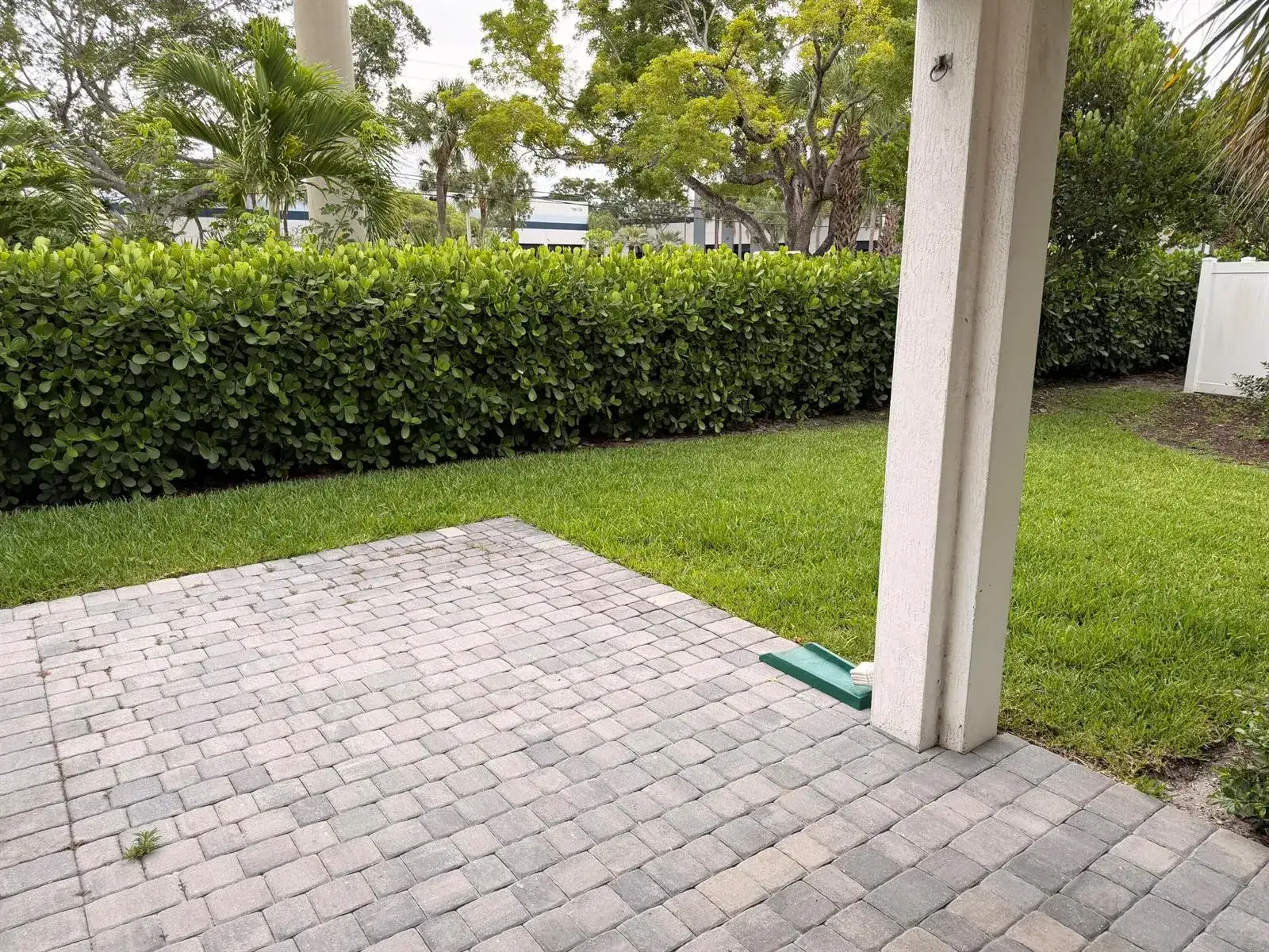 562 Parsons Way, Deerfield Beach FL 33442 photo 3