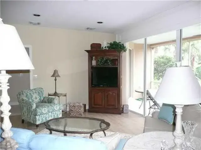 124 Legendary Circle, Palm Beach Gardens FL 33418
